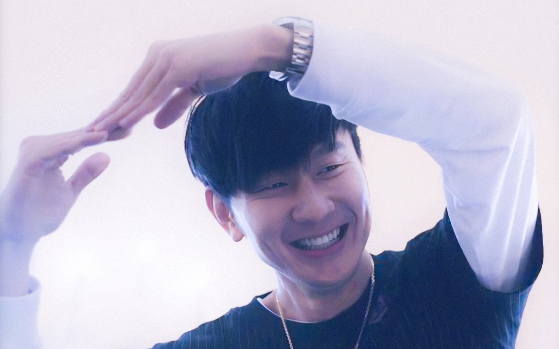 AYX体育官网-狼队艰难逼平谢菲联，连续两轮不胜，球迷呼吁主教练做出调整，谢菲联足球俱乐部