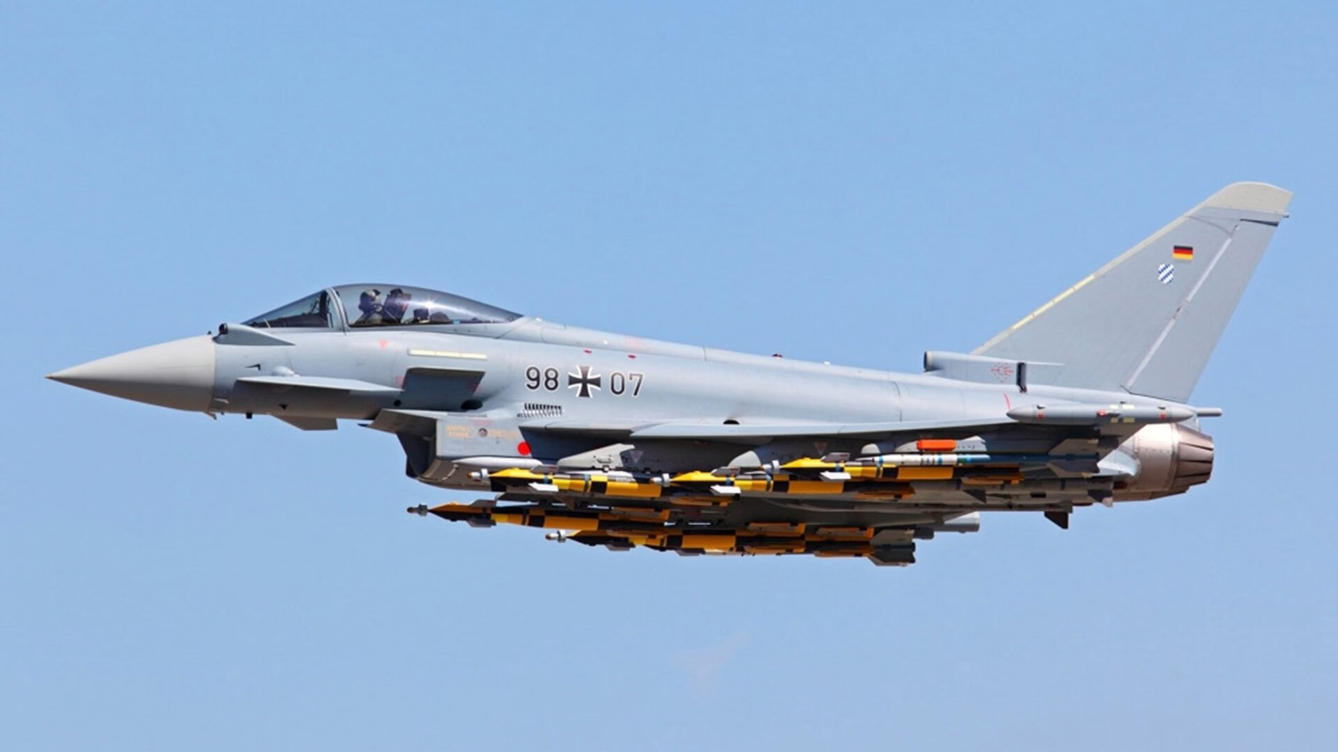 篮球国际锦标赛强队相争角逐冠军,国际篮球系列挑战赛