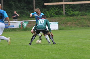 爱游戏在线登录入口-欧洲杯巨星争锋：战术、技术双俱佳！，欧洲杯争冠